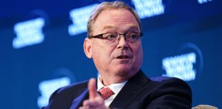 Hassett kept up to $5 million Coinbase stake as Trump reshaped crypto policy
