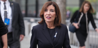 Hochul accused of ‘hit job’ on behalf of teachers’ unions in act of ‘pure censorship’: labor group